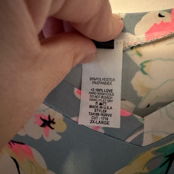 Super Cute High-Low Top-New Without Tag - Picture 5 of 7